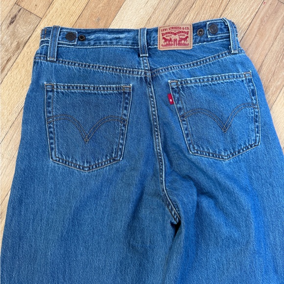 Levi’s Cinch Baggy Jeans Blue Midwash 27 EUC - Picture 7 of 8